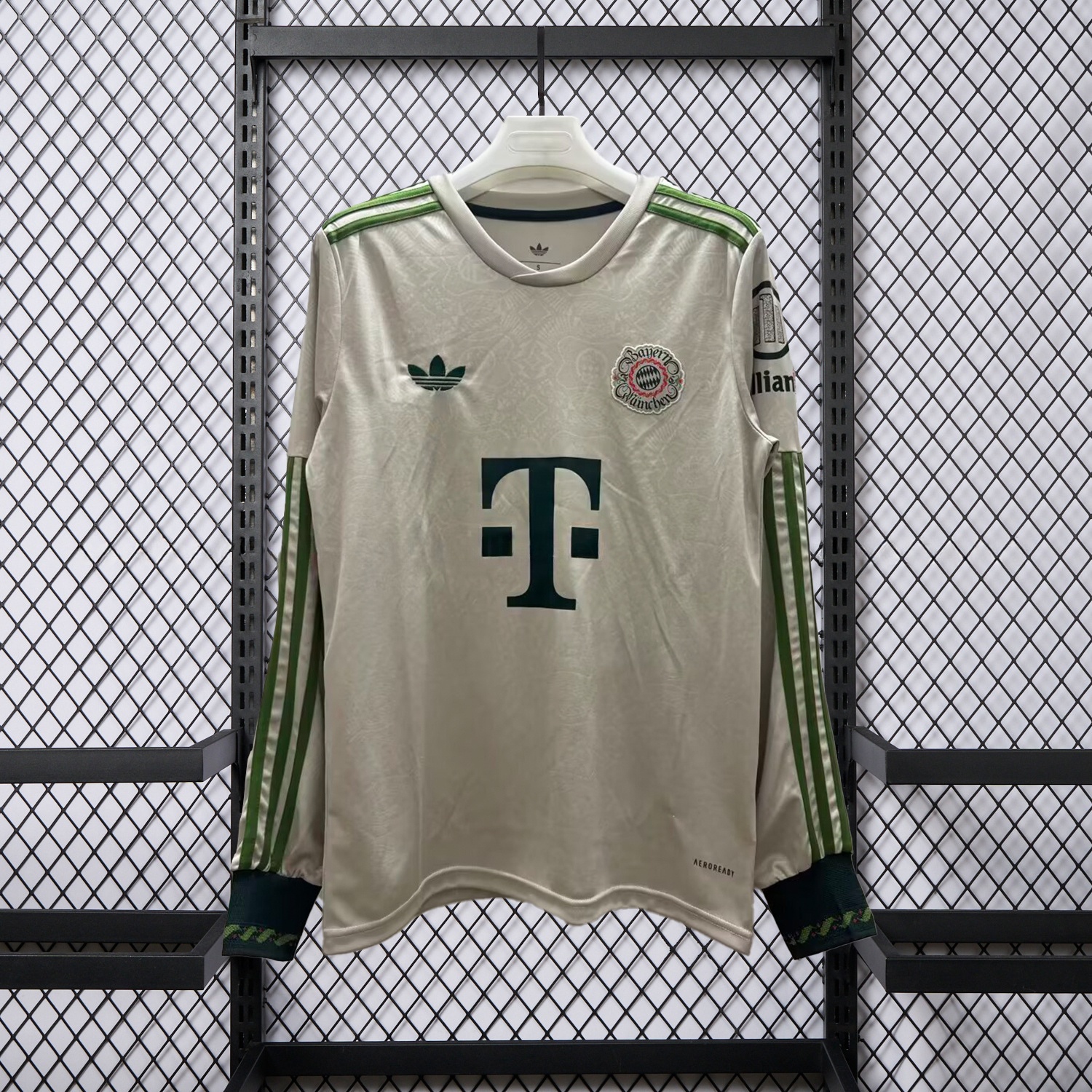 Bayern Munich 25-26 Oktoberfest Long Sleeves Jersey - Fans Version - ReplicasJersey