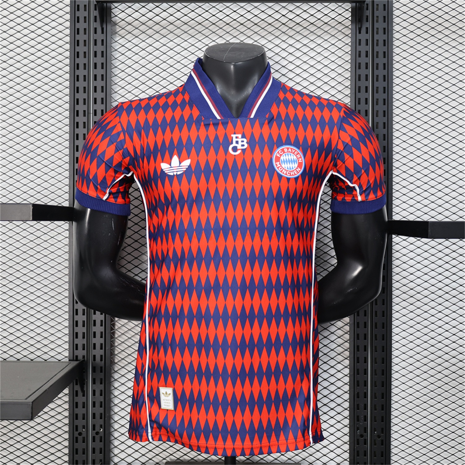 Bayern Munich 25-26 Trefoil Retro Style Red And Deep Blue Jersey - Player Version - ReplicasJersey