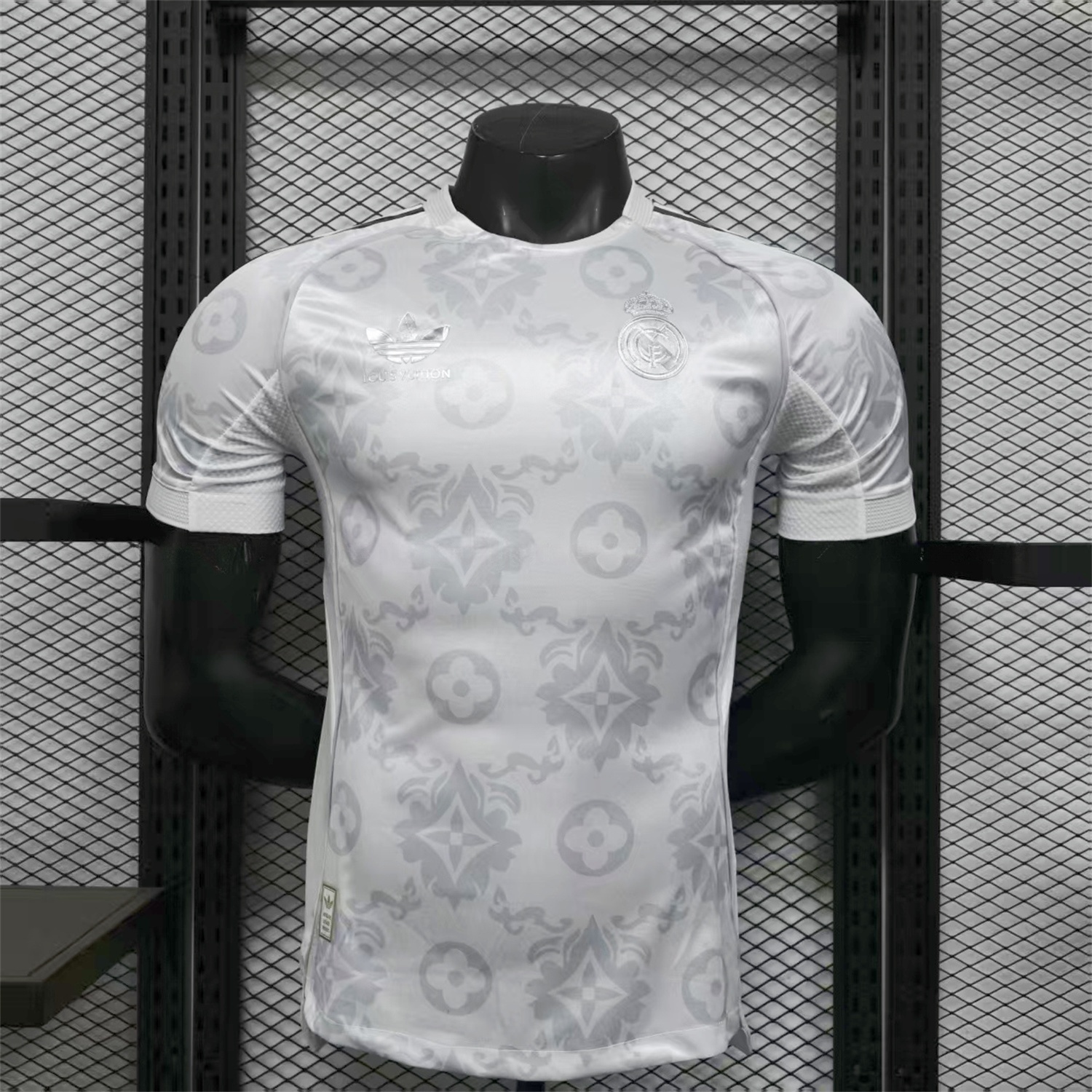 Real Madrid 25-26 Platinum Edition Special Jersey - Player Version - ReplicasJersey