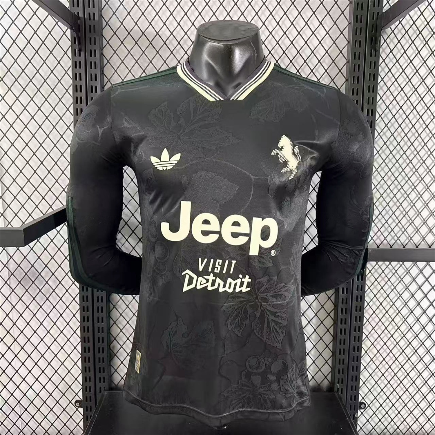 Juventus 25-26 Third Black Long Sleeves Jersey - Player Version - ReplicasJersey