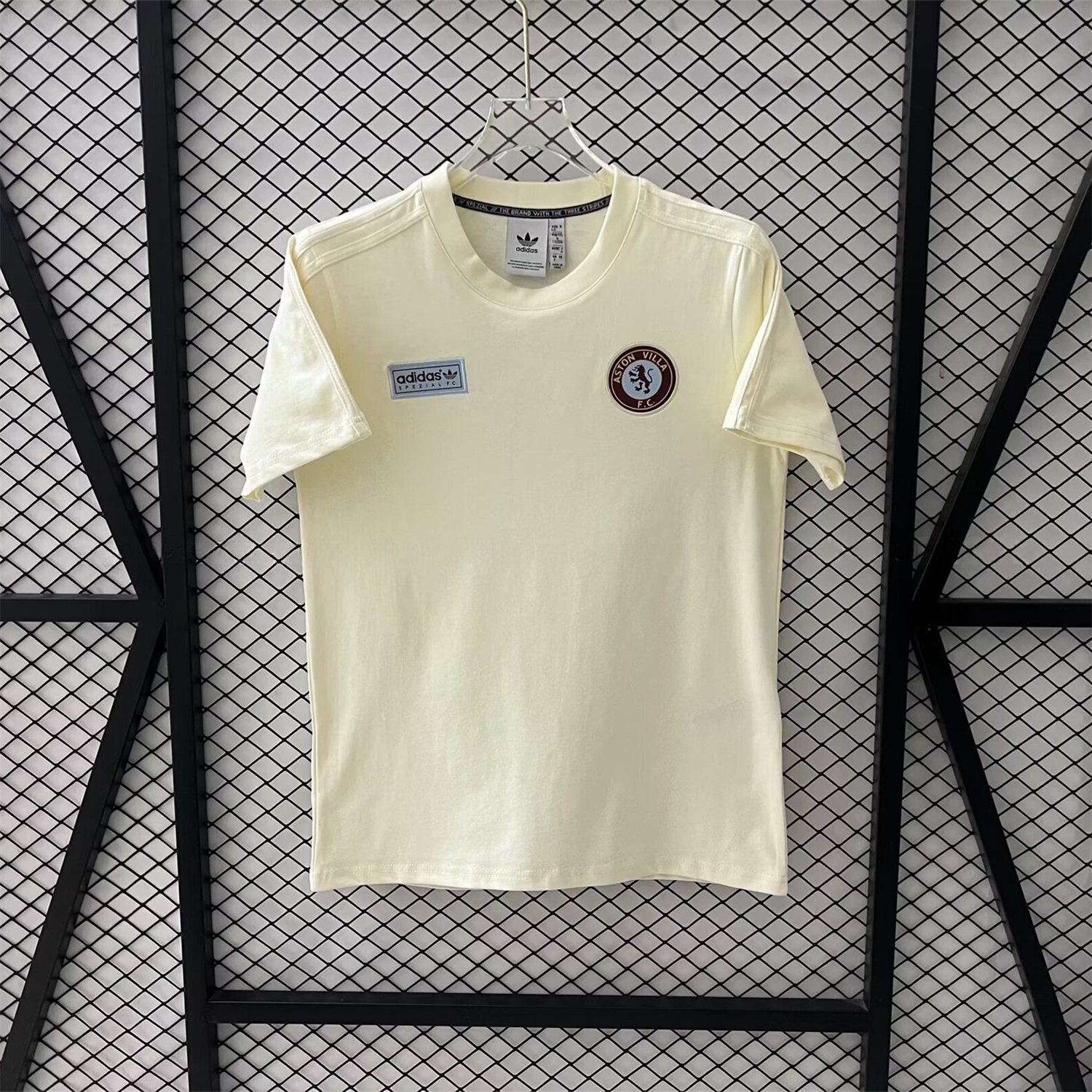 Aston Villa 25-26 Beige Casual Shirt - ReplicasJersey