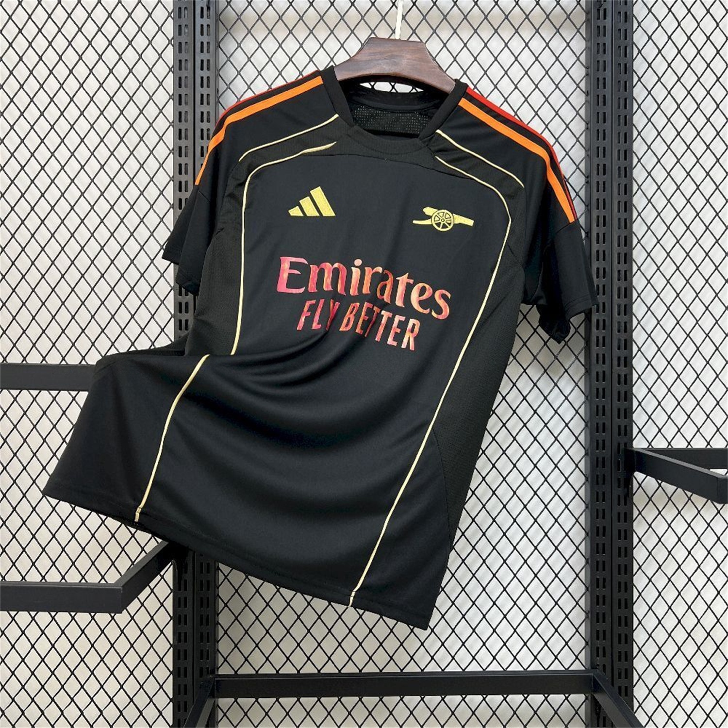 Arsenal 25-26 Gold Lines Black Training Jersey - Fans Version - ReplicasJersey