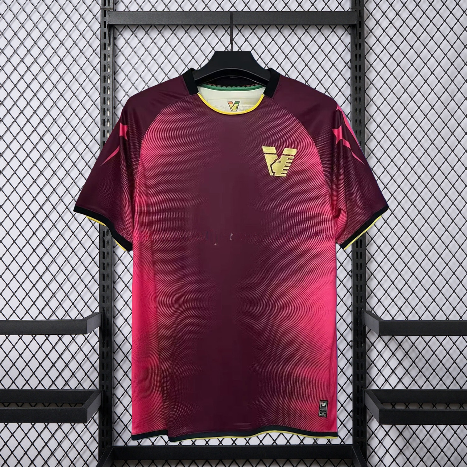 Venezia FC 25-26 Pre-Match Red Jersey - Fans Version - ReplicasJersey