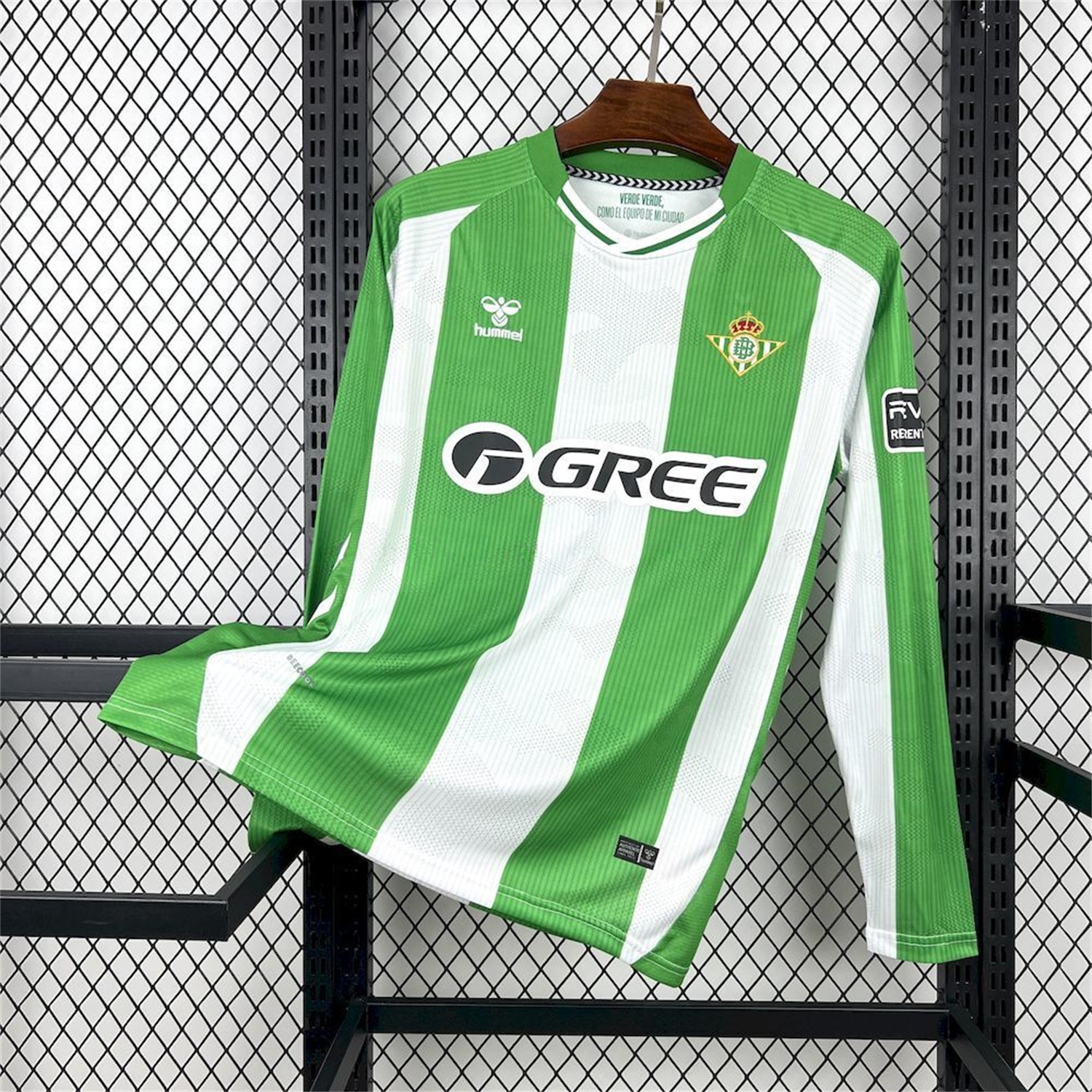 Real Betis 25-26 Home Long Sleeves Jersey - Fans Version - ReplicasJersey