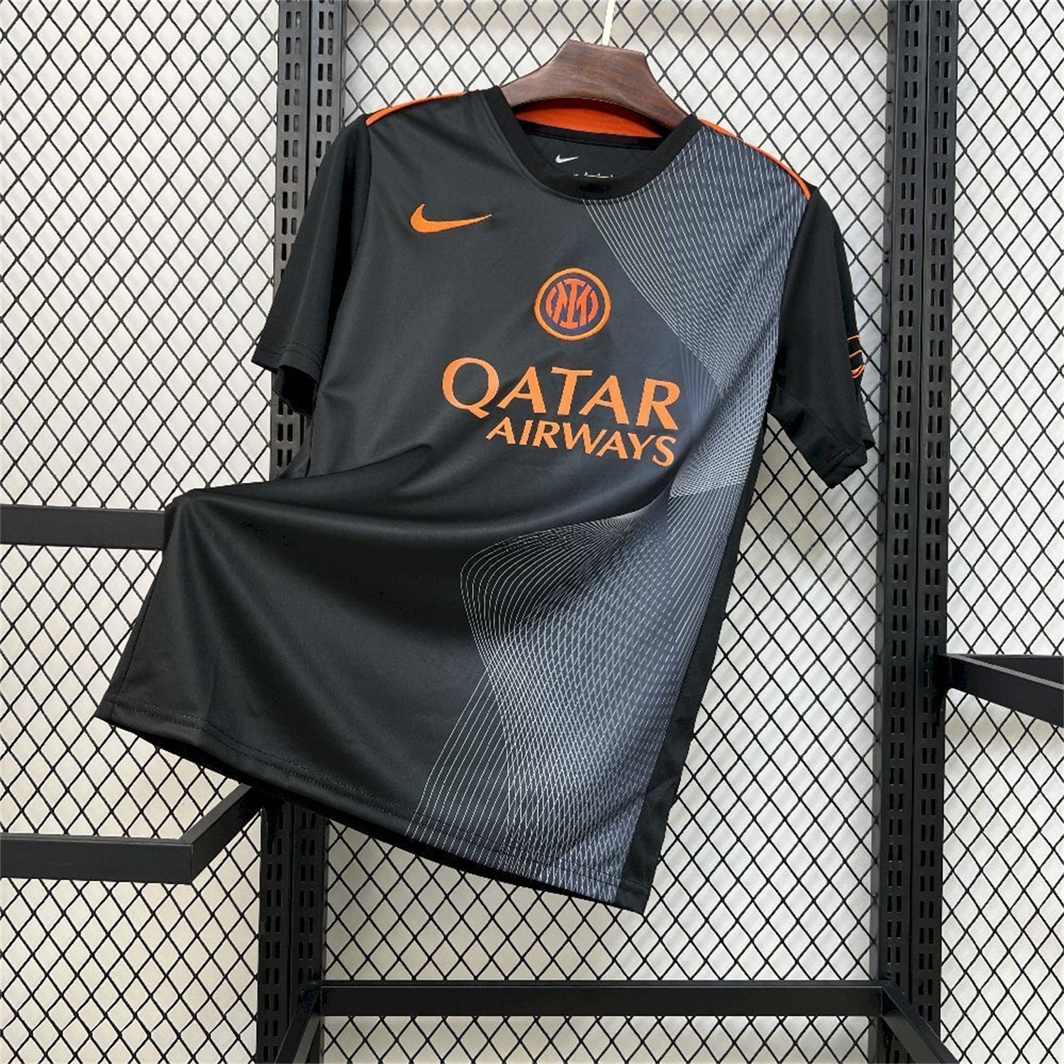 Inter Milan 25-26 Orange And Black Training Jersey - Fans Version - ReplicasJersey