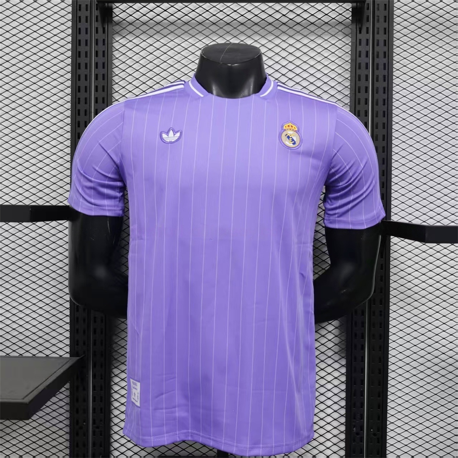 Real Madrid 25-26 Icon Range Trefoil Light Purple Travel Jersey - Player Version - ReplicasJersey