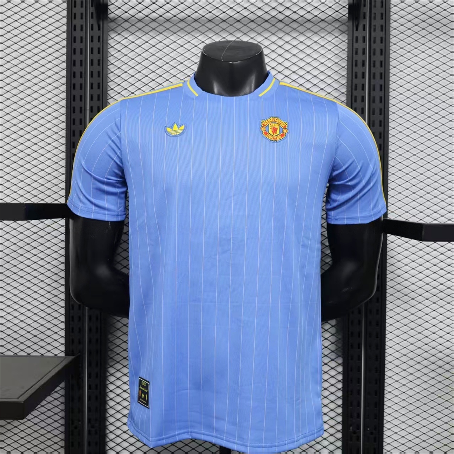 Manchester United 25-26 Icon Travel Special Edition Blue Jersey - Player Version - ReplicasJersey