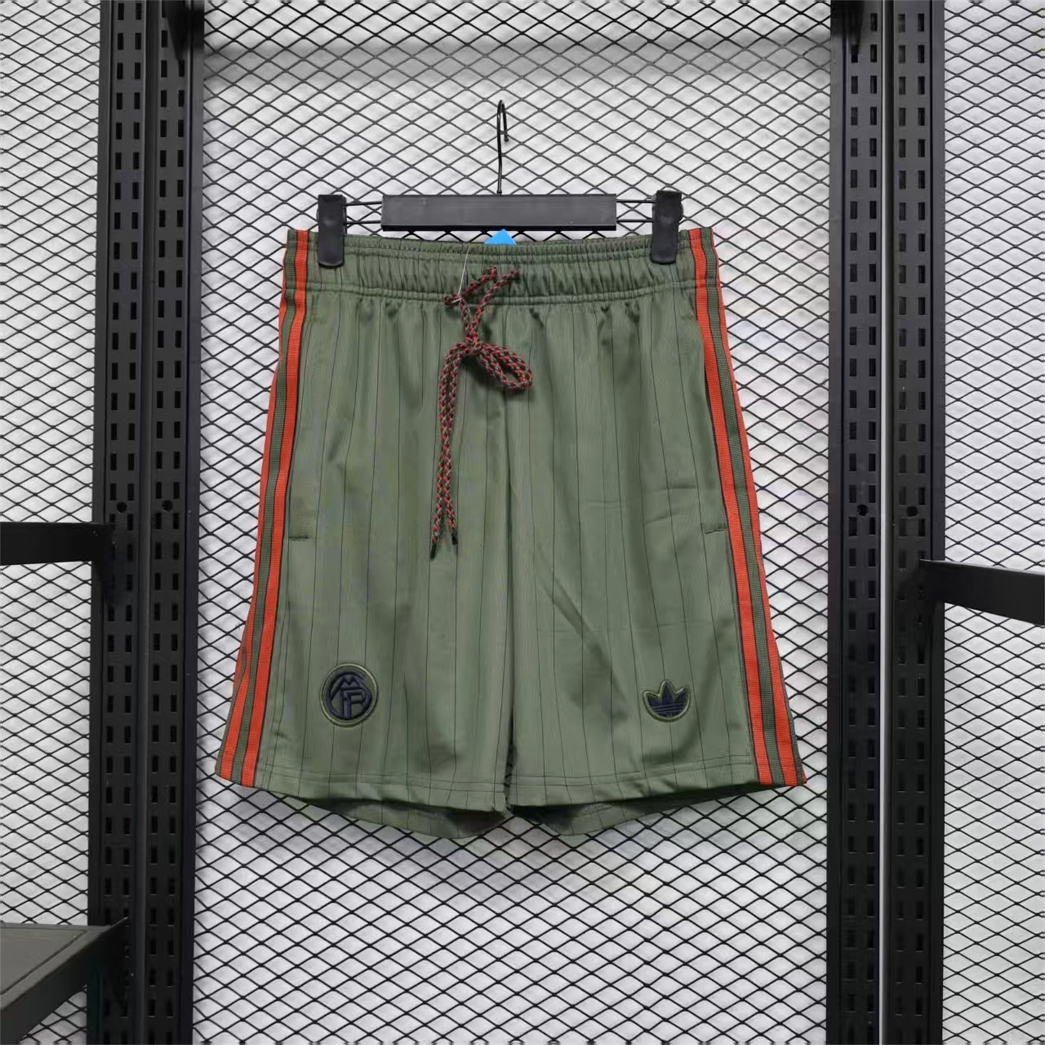 Bayern Munich 25-26 Trefoil Grey Green Travel Shorts - Player Version - ReplicasJersey