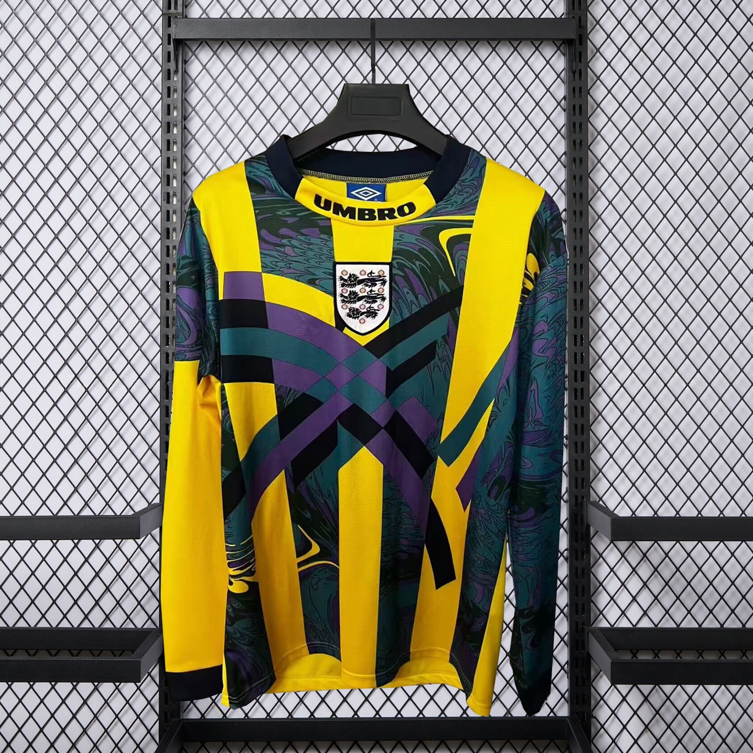 Retro England 1995 Yellow Goalkeeper Long Sleeve Jersey - ReplicasJersey