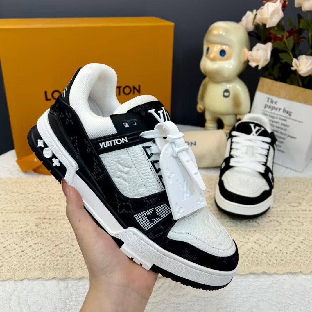 LOUIS VUITTON Trainer Panda Embossed Print Low-top Fashion Sneakers Unisex White and Black 1A9JG9