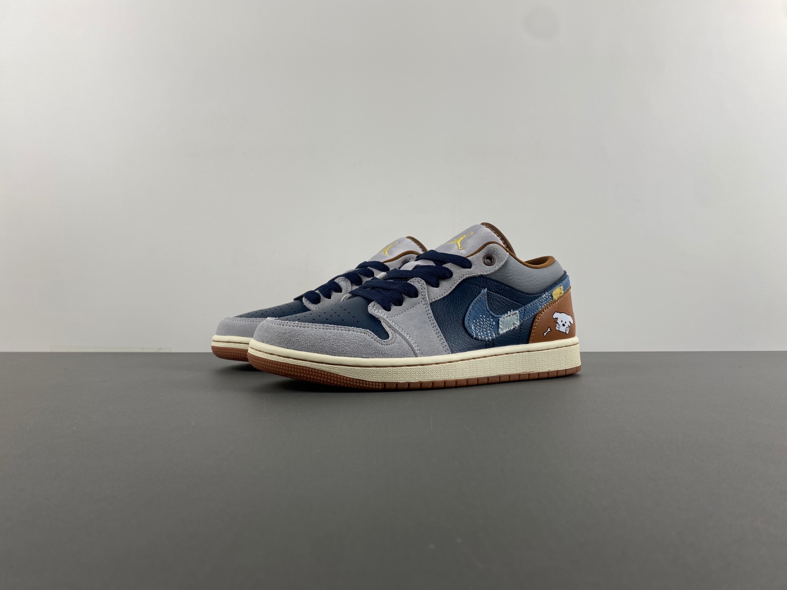 Air Jordan 1 Low 