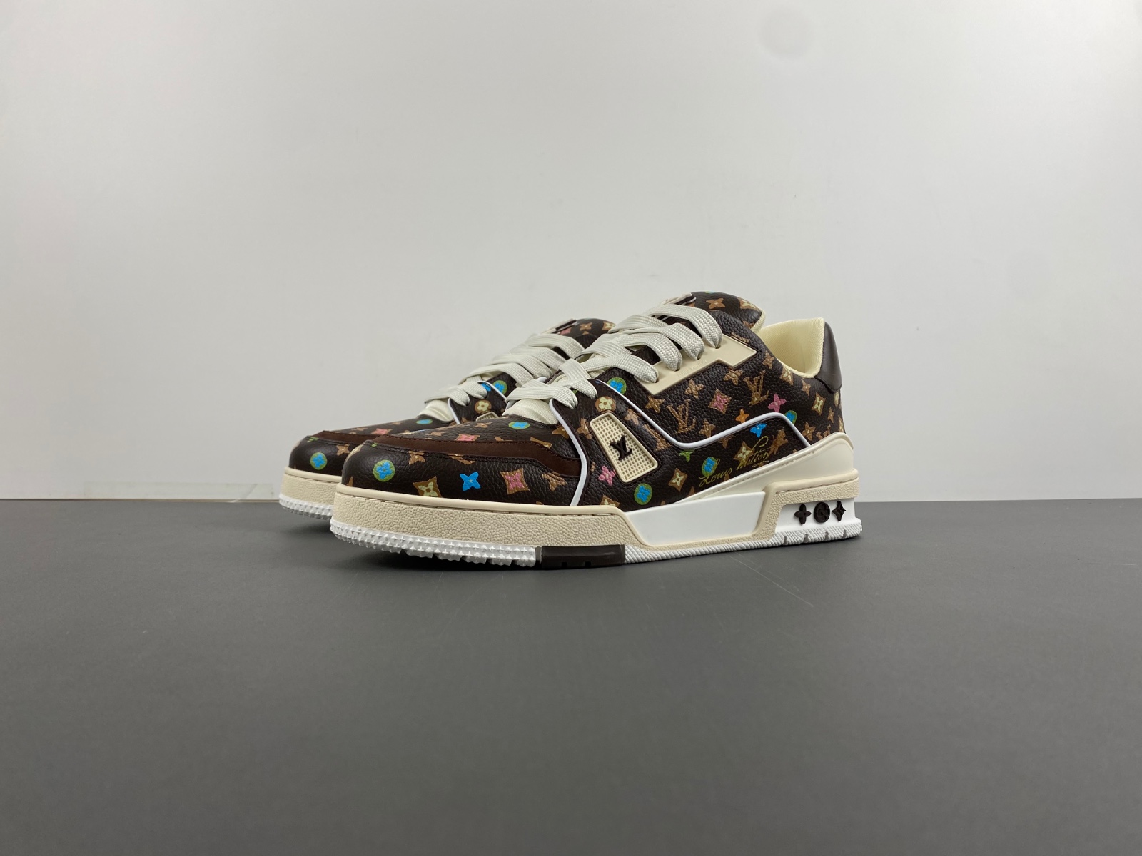 LOUIS VUITTON LV Trainer Sneaker Moka