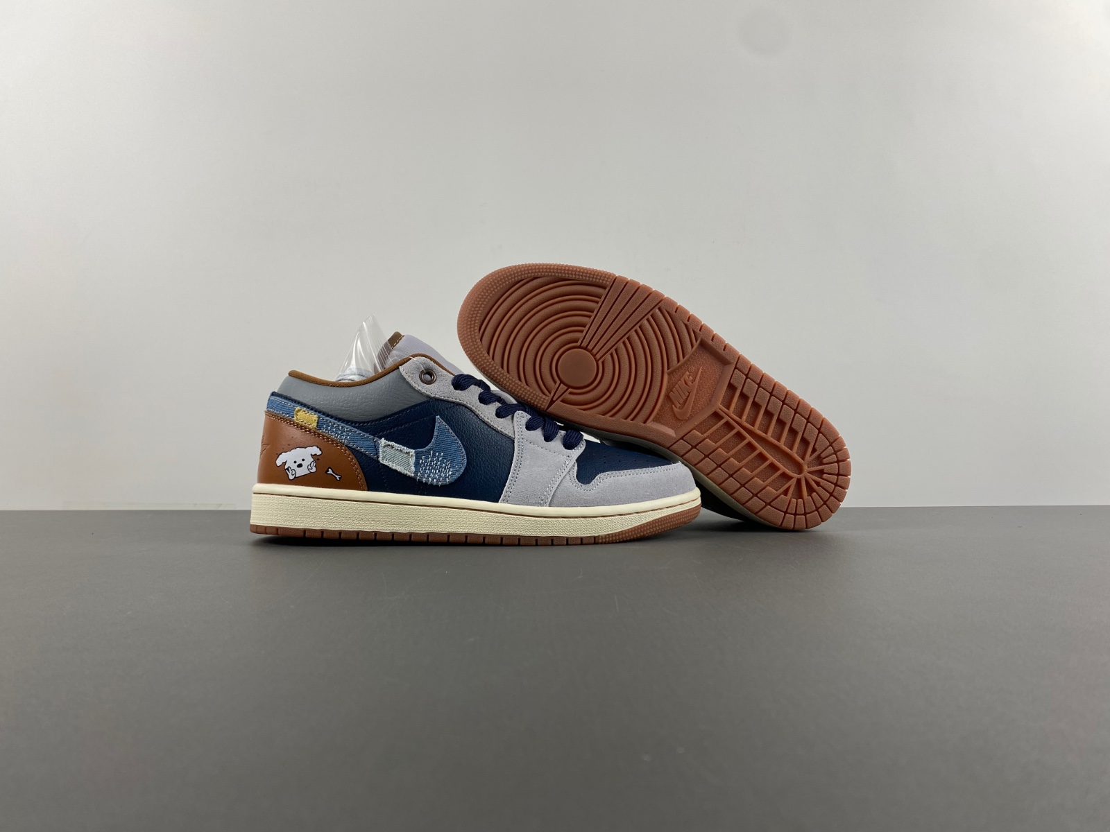 Air Jordan 1 Low 