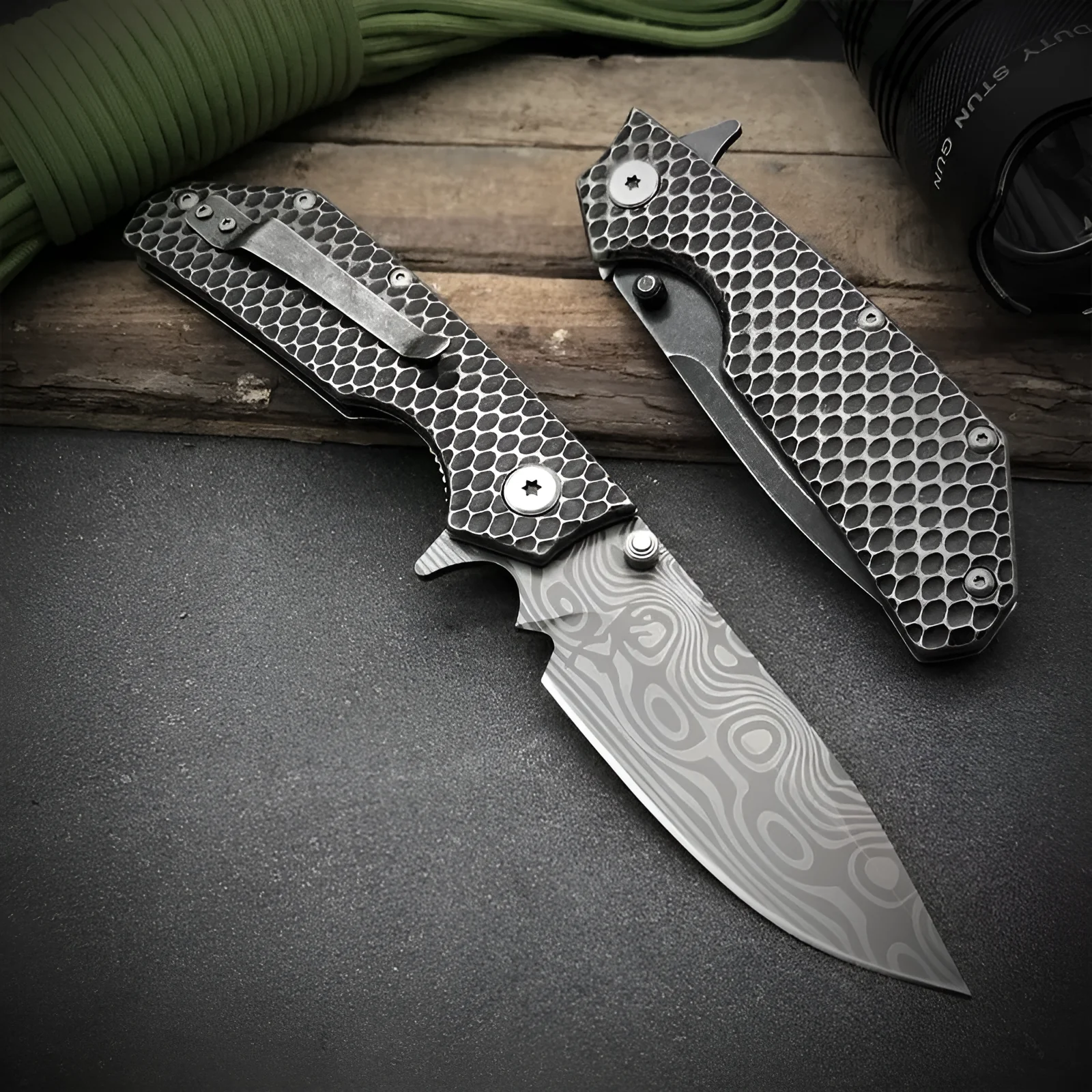Echo Flipper knife - brick-bond
