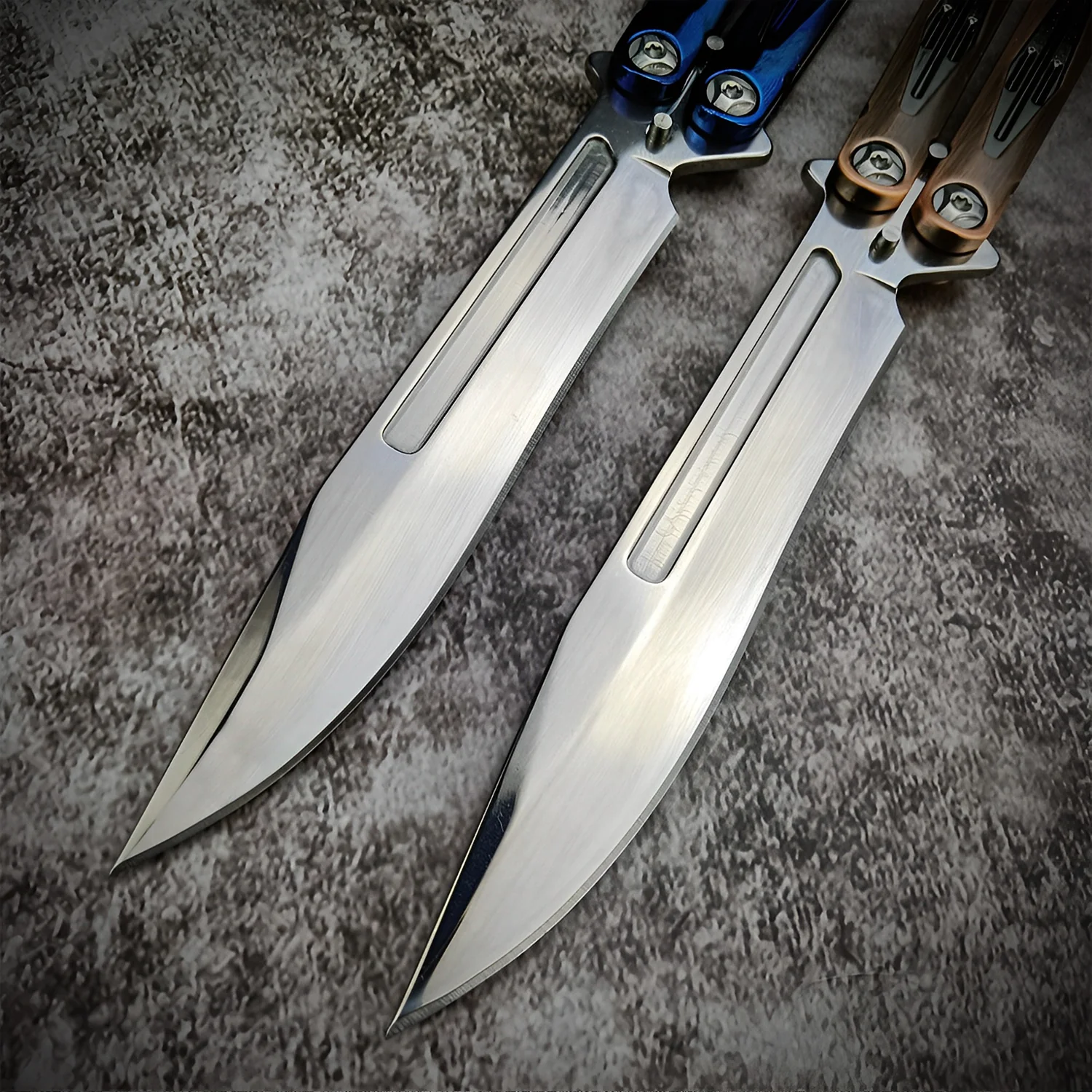 Duality Spectre knife - brick-bond