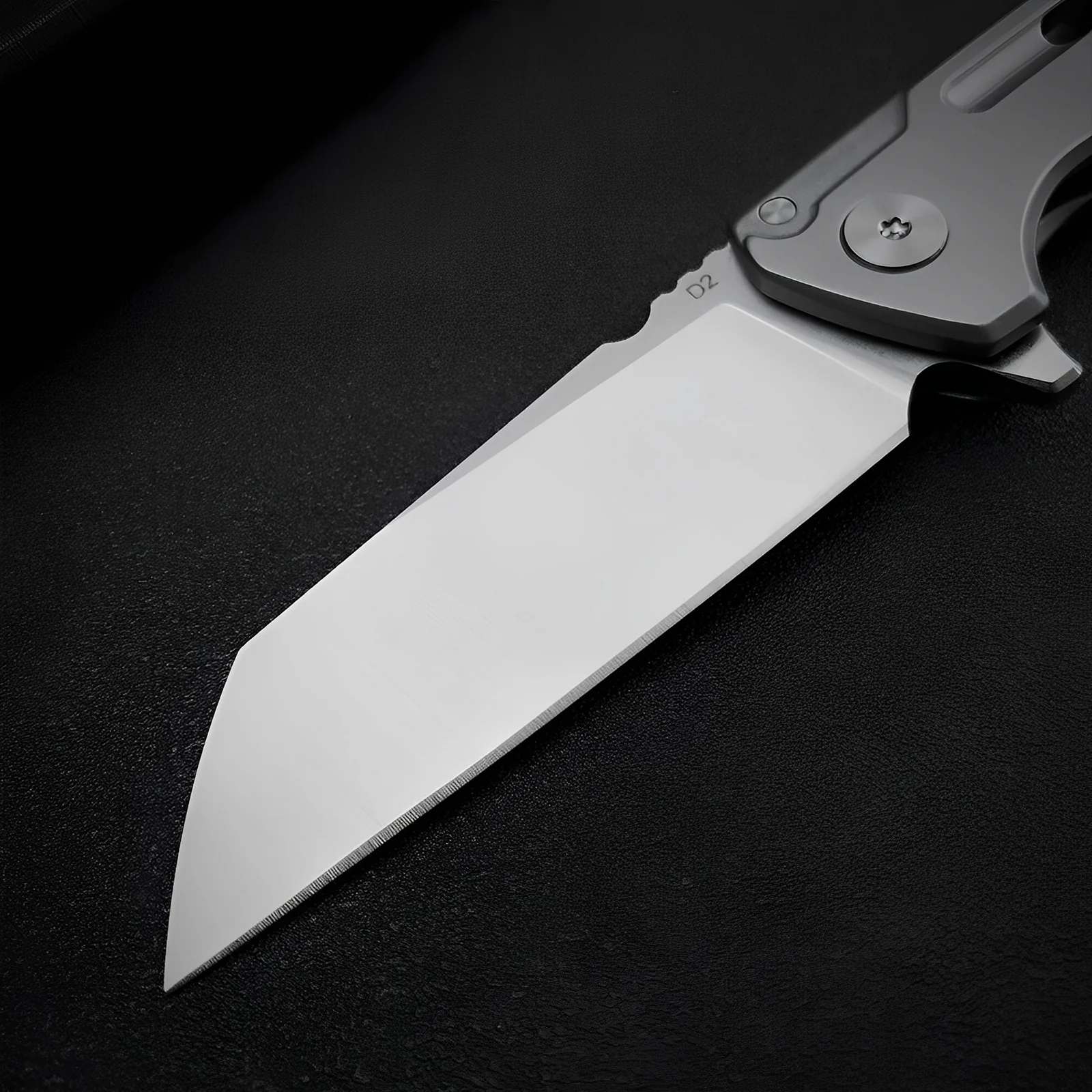 Steel Titan knife - brick-bond